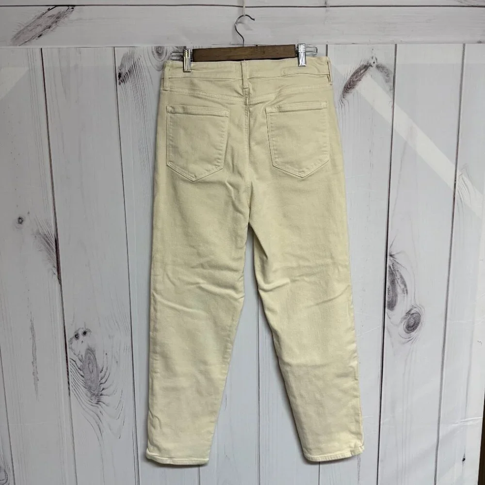 Athleta Denim Pants Women’s Size 10 Ivory‎ Ankle 28” Inseam Stretch EUC